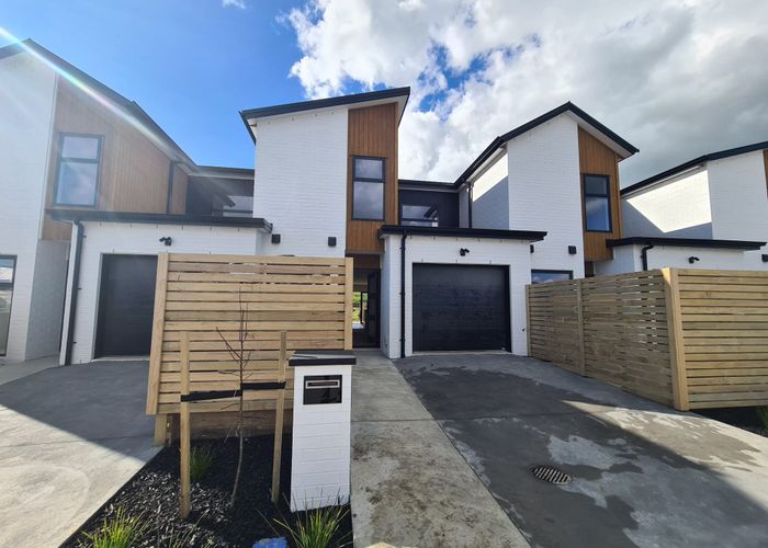  at 2/13 Adzebill Court, Rototuna, Hamilton, Waikato