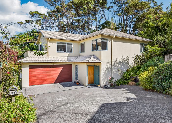  at 39b Chivalry Road, Glenfield, North Shore City, Auckland