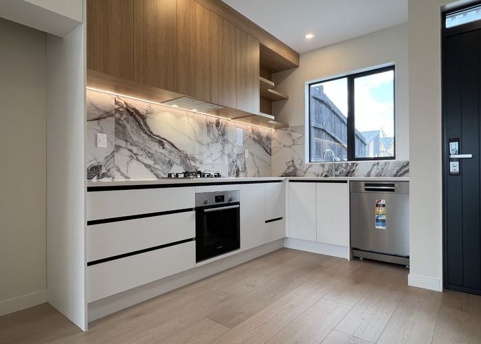  at 20 Kotiu Place, Massey, Waitakere City, Auckland