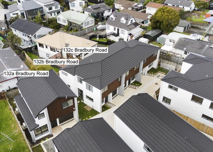  at A,B & C/132 Bradbury Road, Botany Downs, Manukau City, Auckland