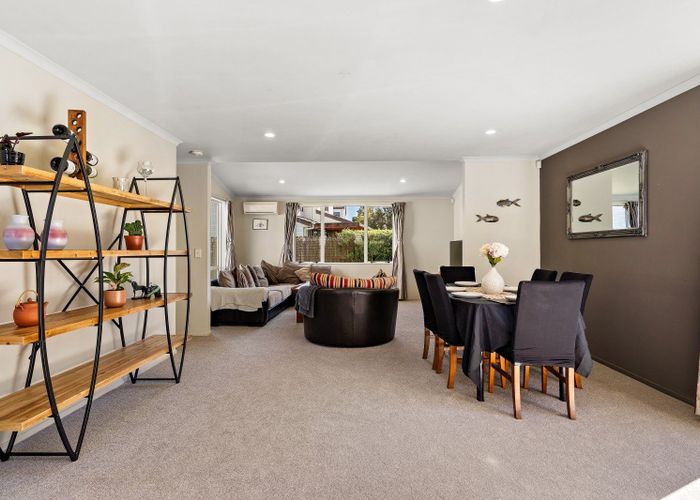  at 11 Ritchie Crescent, Takanini