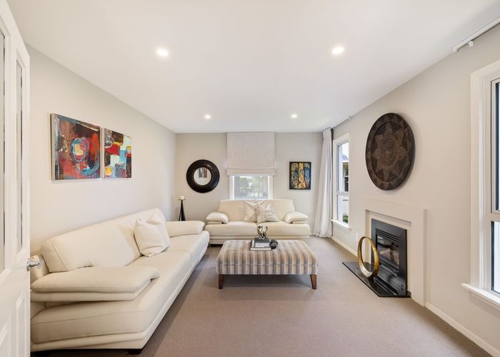  at 118 Hamilton Avenue, Fendalton, Christchurch City, Canterbury