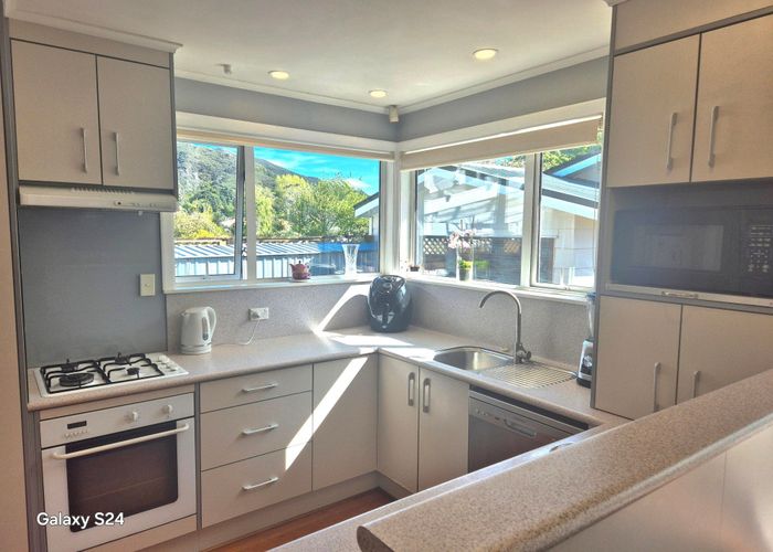  at 18 Parnell Street, Fairfield, Lower Hutt, Wellington
