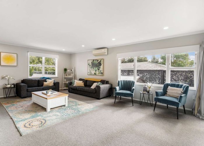  at 4 Lancaster Road, Beach Haven, North Shore City, Auckland