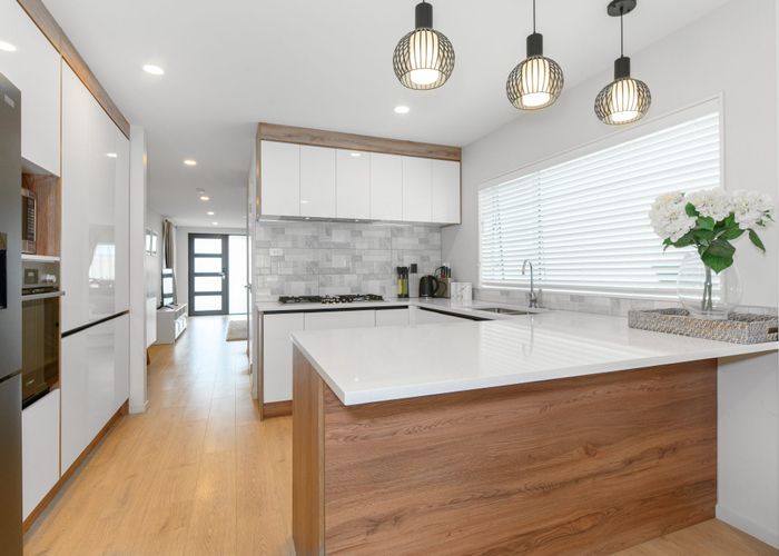 at 16 Whakatupu Road, Flat Bush, Auckland