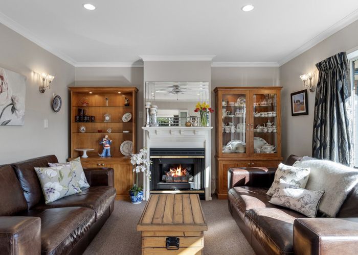 at 281B Memorial Avenue, Burnside, Christchurch City, Canterbury