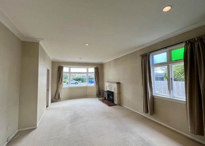  at 2 Gillies Avenue, Claudelands, Hamilton, Waikato