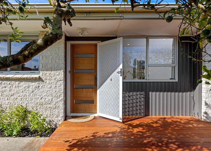  at 2/59 Hatton Road, Orewa, Rodney, Auckland