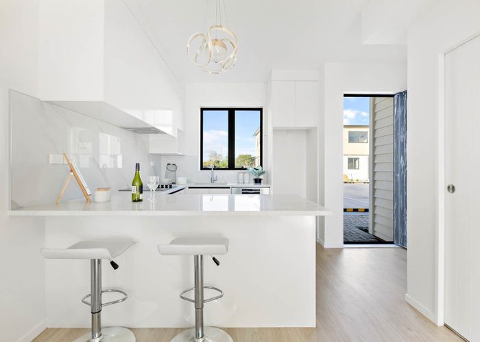  at 5/101 Botany Road, Botany Downs, Manukau City, Auckland