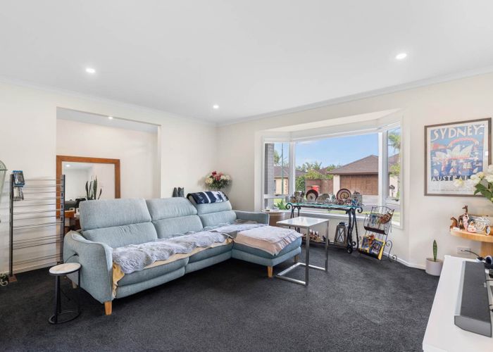  at 5 Kalmore Place, East Tamaki, Manukau City, Auckland