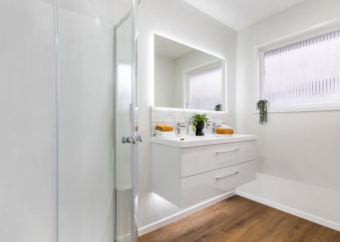  at 2/27 Inkerman Street, Onehunga, Auckland