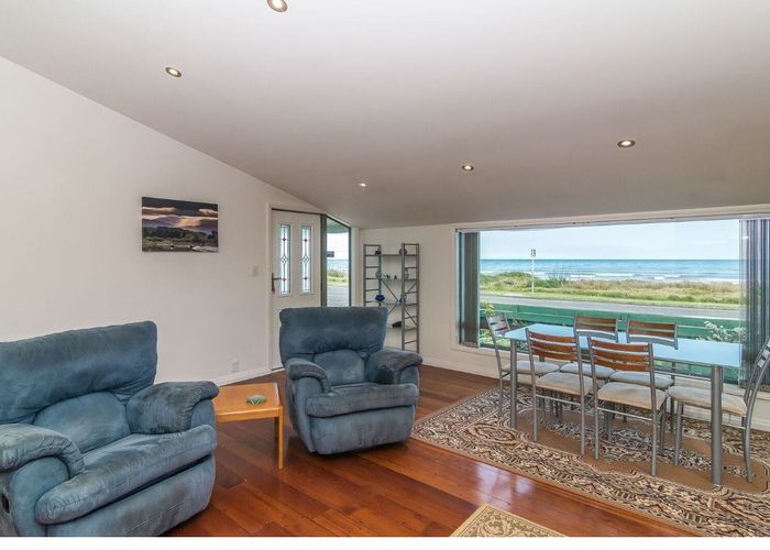  at 110 Marine Parade, Otaki, Kapiti Coast, Wellington