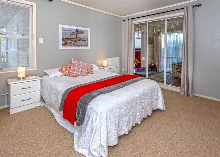  at 2 Aputa Avenue, Te Puru
