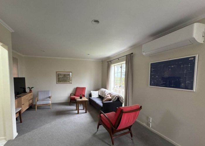  at 101b Onewa Road, Northcote, North Shore City, Auckland