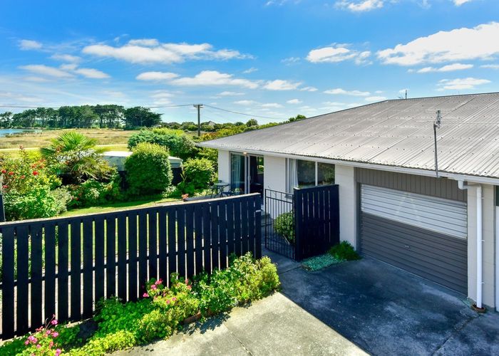  at 18B Falcon Street, South New Brighton, Christchurch City, Canterbury