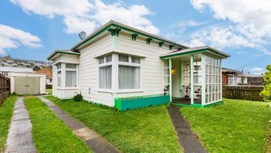  at 21 Derwent Street, Island Bay, Wellington