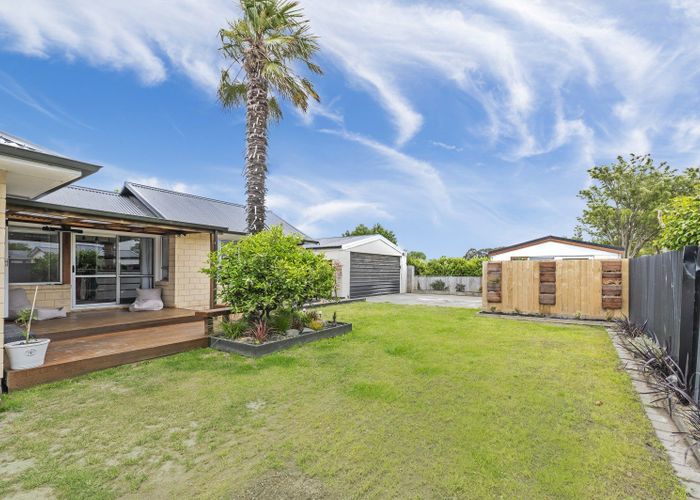  at 5 Greenhaven Drive, Burwood, Christchurch
