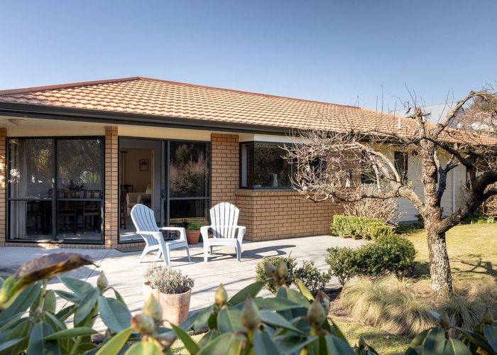  at 18 Oteki Park Drive, Welcome Bay, Tauranga, Bay Of Plenty