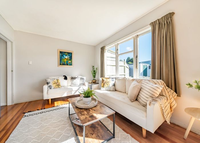  at 77 Eastern Hutt Road, Taita, Lower Hutt