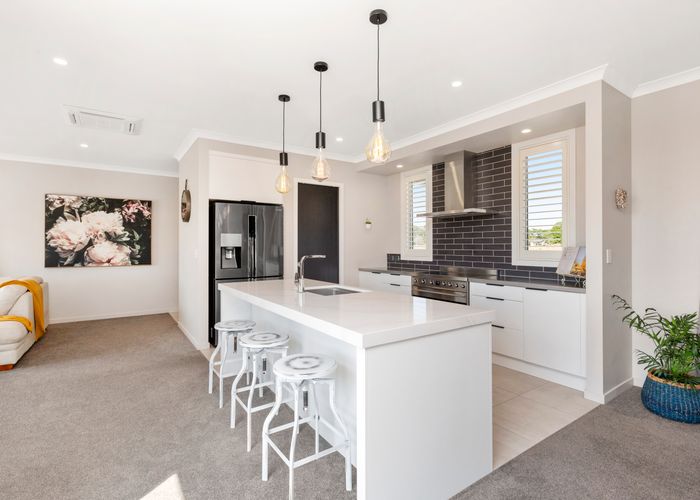  at 6 Diane Place, Te Kowhai, Hamilton