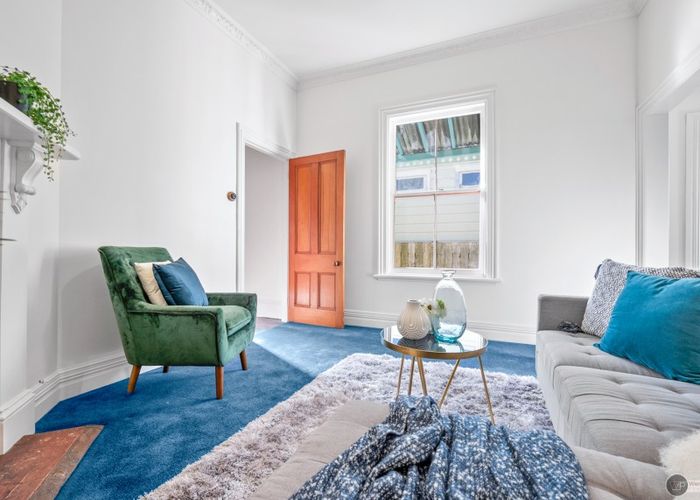  at 24 Beach Street, Petone, Lower Hutt