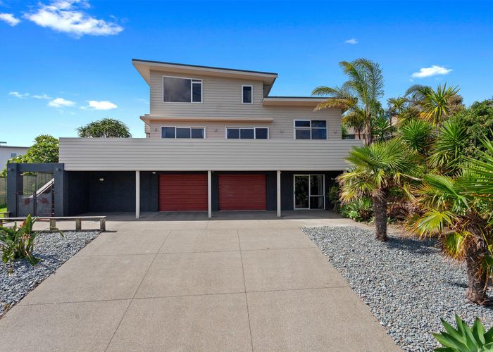  at 18 Ocean View Road, Coastlands, Whakatane