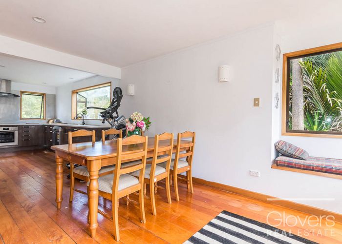  at 2 GROVELANDS WAY, Titirangi, Waitakere
