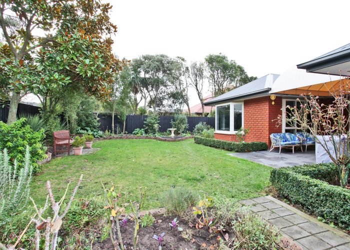 at 31 Orlando Crescent, Waimairi Beach, Christchurch