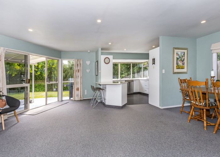  at 3 Hamish Place, Westmorland, Christchurch