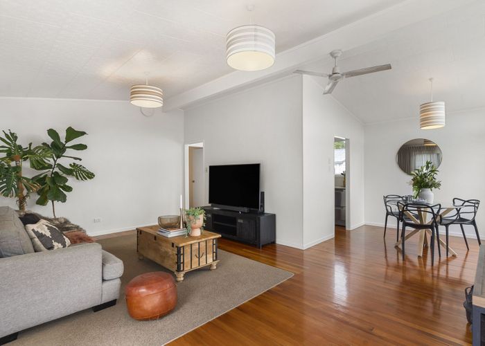  at 1/51 Flaxdale Street, Birkdale, North Shore City, Auckland