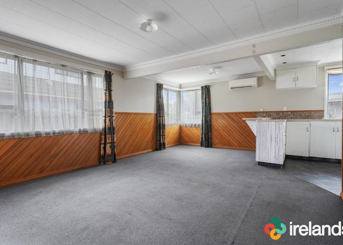  at 879 Ferry Road, Woolston, Christchurch