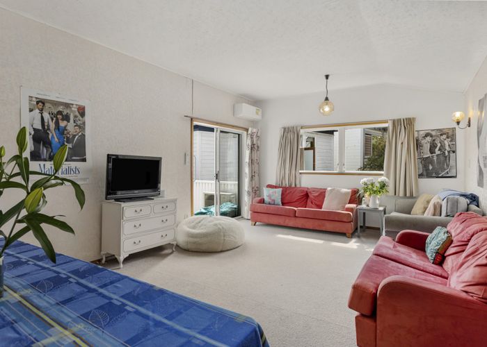  at 142 Kelburn Parade, Kelburn, Wellington, Wellington