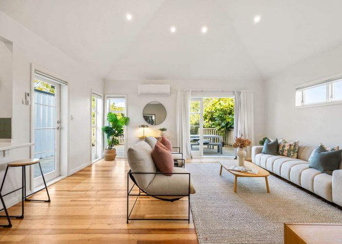  at 46 Alberta Street, Point Chevalier, Auckland City, Auckland
