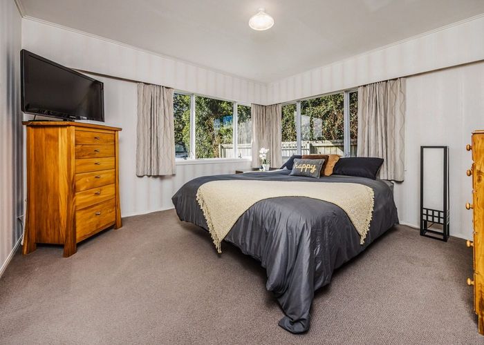  at 15  Fields Road, Manurewa, Manukau City, Auckland