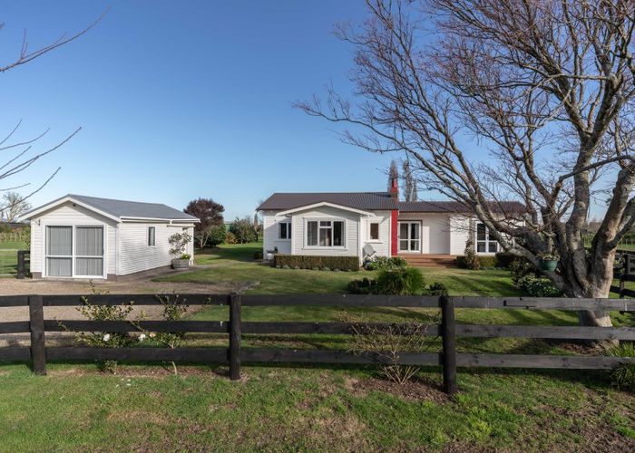  at 200 Hooker Road, Tamahere, Hamilton