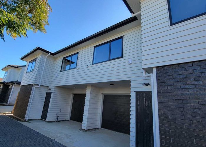  at 56a Angelo Avenue, Howick, Manukau City, Auckland