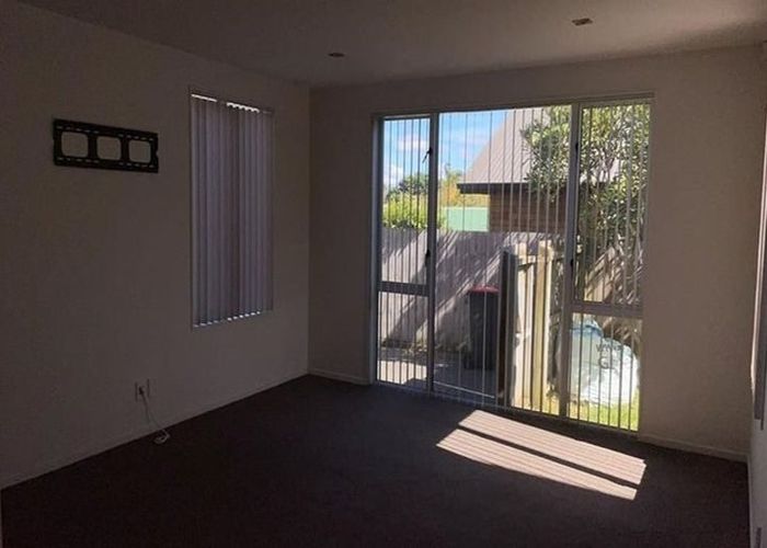  at 42C Moore Street, Howick, Manukau City, Auckland