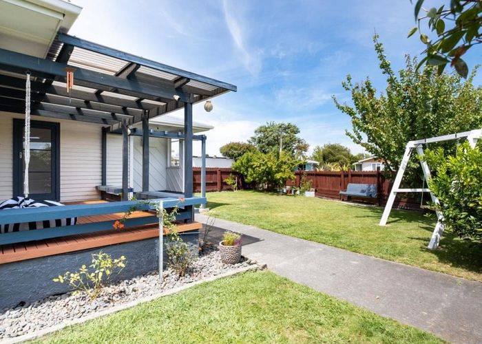  at 27 Magdalen Crescent, Pirimai, Napier, Hawke's Bay