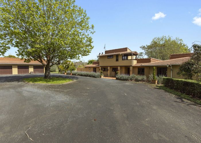  at 14 Blackbridge Road, Albany