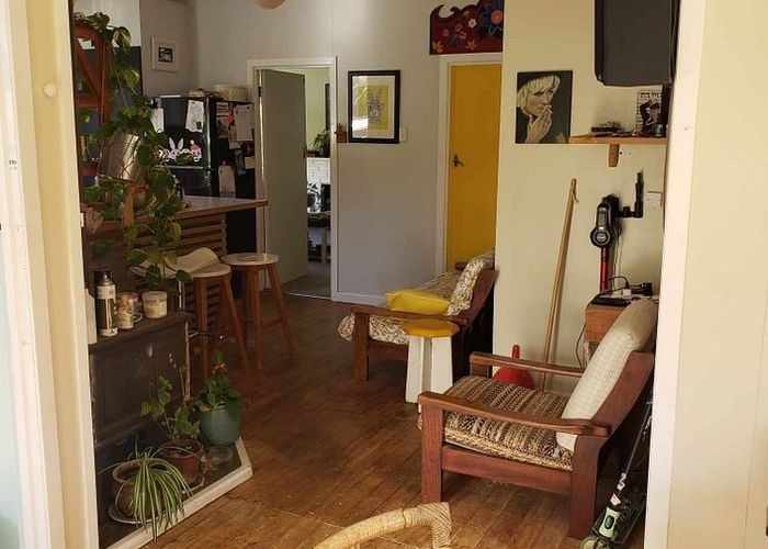  at 8 Ross Road, Onerahi