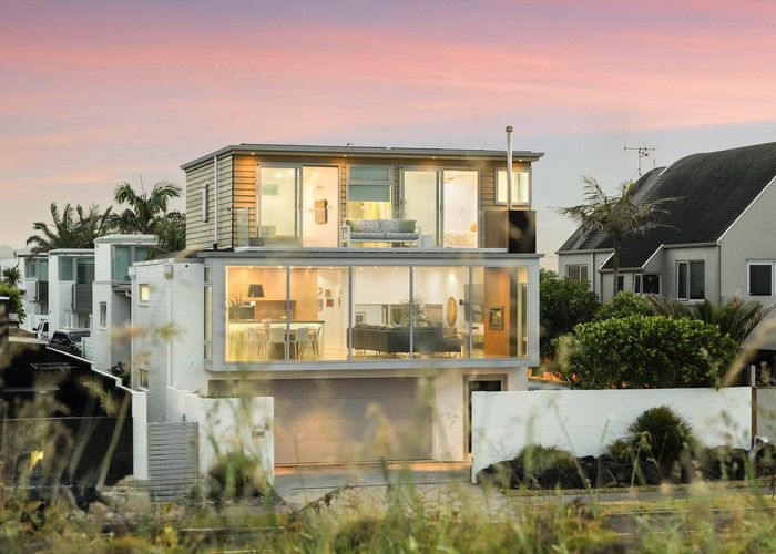  at 804 Papamoa Beach Road, Papamoa Beach, Tauranga, Bay Of Plenty