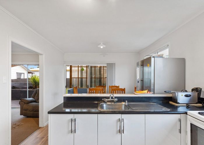  at 43 Burbank Avenue, Manurewa, Manukau City, Auckland