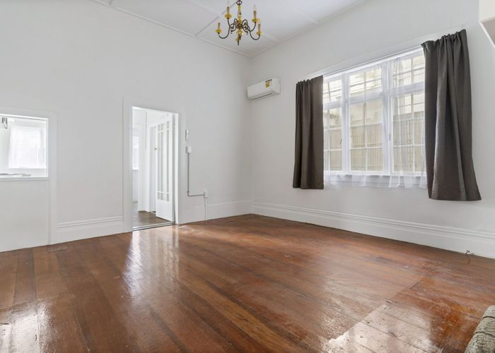  at 2/5 Park Avenue, Grafton, Auckland City, Auckland