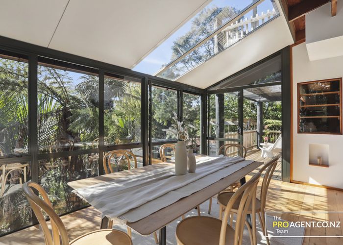  at 175 Laingholm Drive, Laingholm, Waitakere City, Auckland