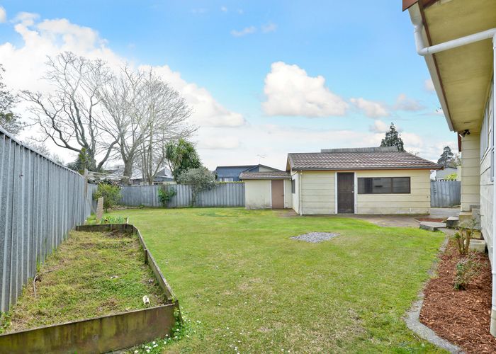  at 22 Hibiscus Avenue, Hamilton Lake, Hamilton