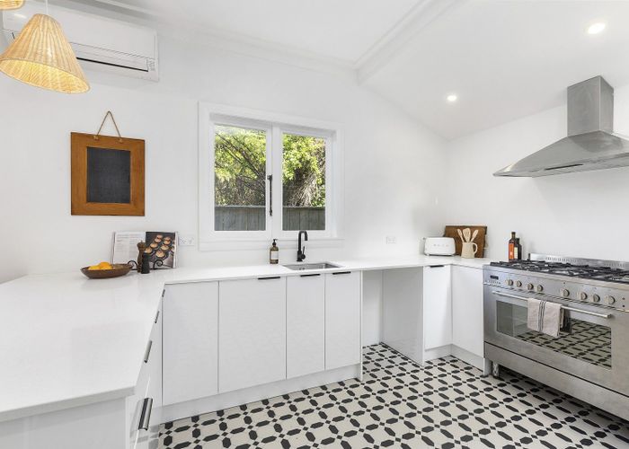  at 5 Adams Terrace, Aro Valley, Wellington, Wellington