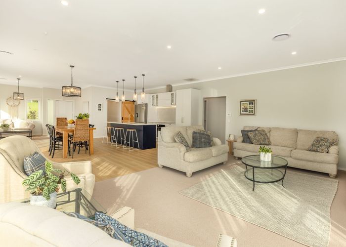  at 7 Karearea Avenue, Waikanae