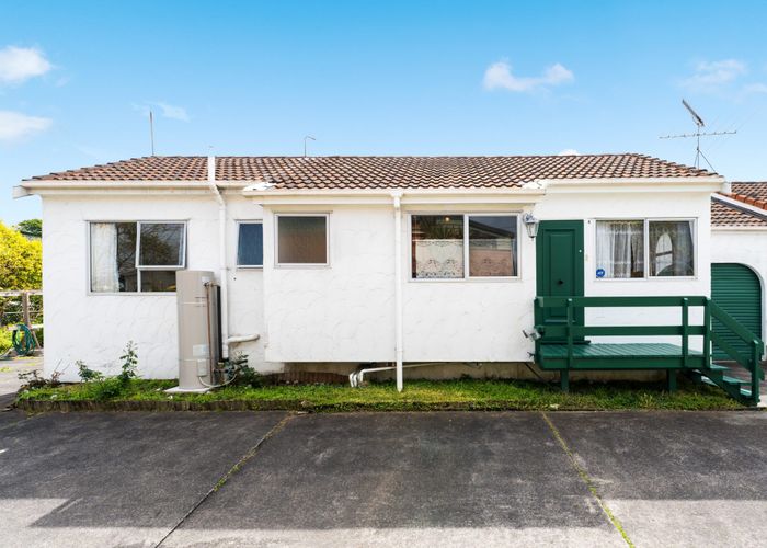  at 4/77 Nile Road, Milford, North Shore City, Auckland