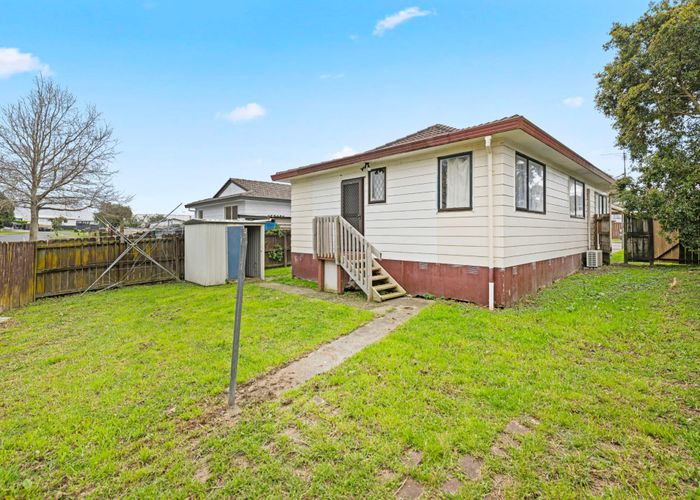  at 1/1 Ebenzer Way, Clendon Park, Manukau City, Auckland