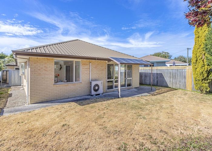  at 2/20 Studholme Street, Somerfield, Christchurch City, Canterbury